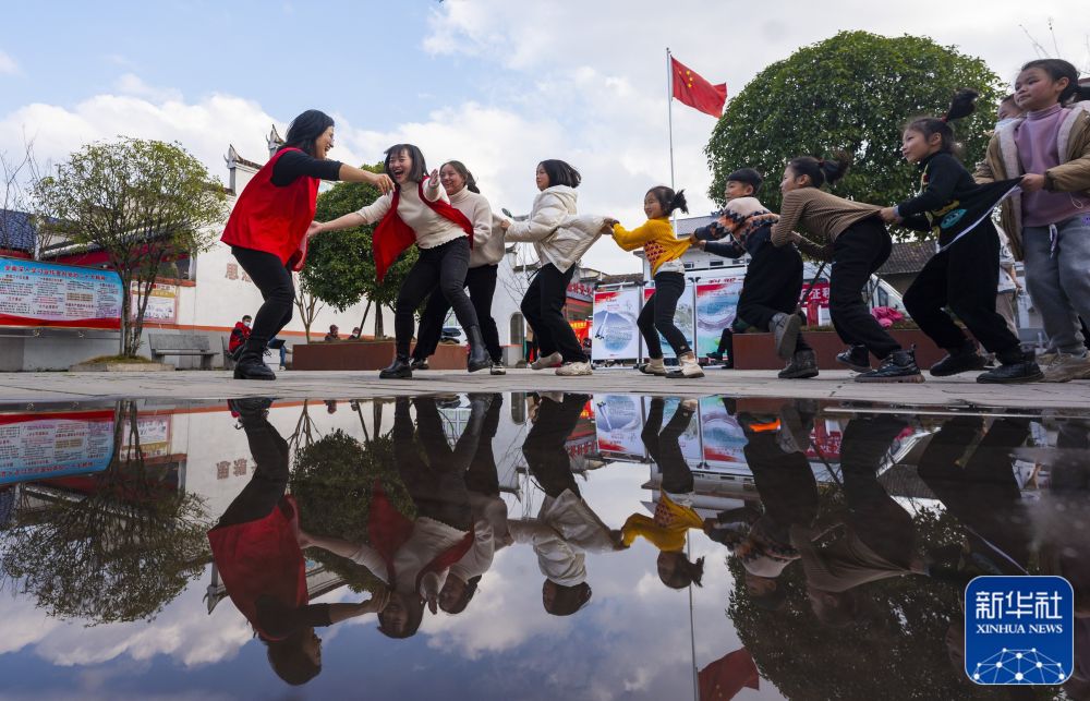 
上海龙华医院黄牛代挂号电话票贩子号贩子网上预约挂号,住院检查加快,多彩寒假