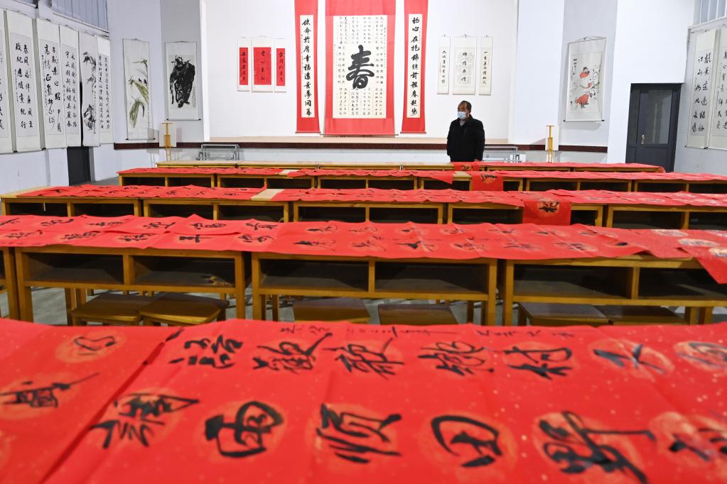 
北京大学第六医院黄牛代挂号电话票贩子号贩子网上预约挂号,住院检查加快,新华全媒+丨春联里的“中国年”