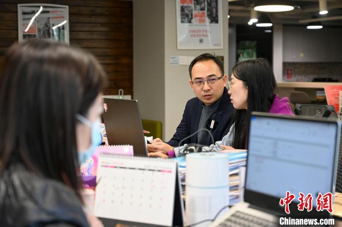 
广州中山一院黄牛代挂号电话票贩子号贩子网上预约挂号,住院检查加快,港青叶兴华在湾区做“超级联系人”：搭平台 寻机遇 系乡情