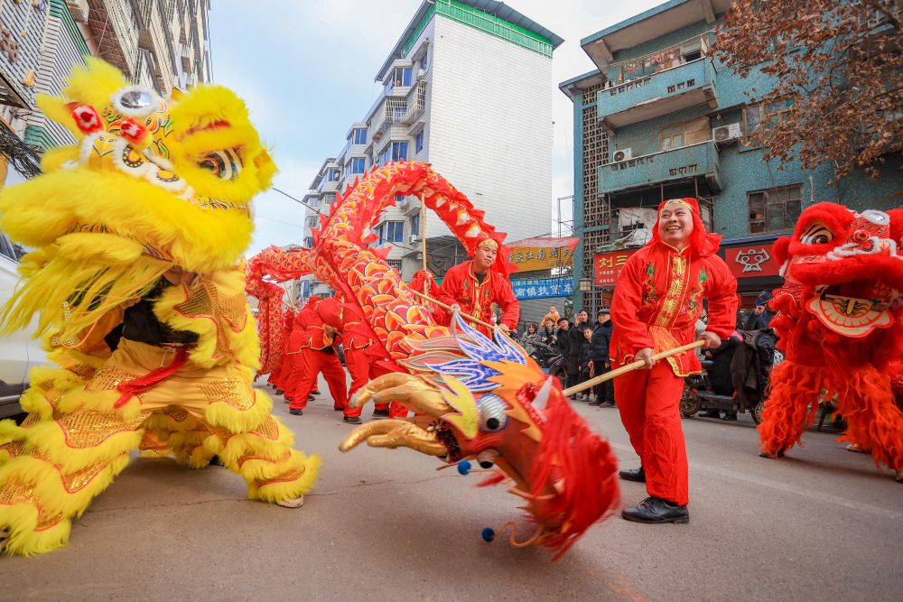
中国人民解放军总医院黄牛代挂号电话票贩子号贩子网上预约挂号,住院检查加快,品民俗 寻年味