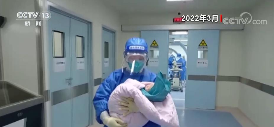 
上海肺科医院黄牛代挂号电话票贩子号贩子网上预约挂号,住院检查加快,过年 | 一张特别的全家福 一场特殊的团圆