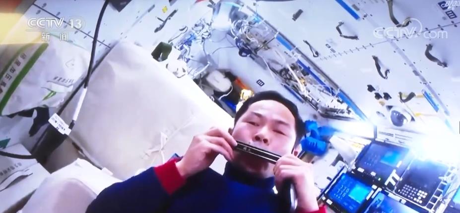 
杭州市富阳中医骨伤医院黄牛代挂号电话票贩子号贩子网上预约挂号,住院检查加快,过年 | 年俗年味，中国空间站一样也不少