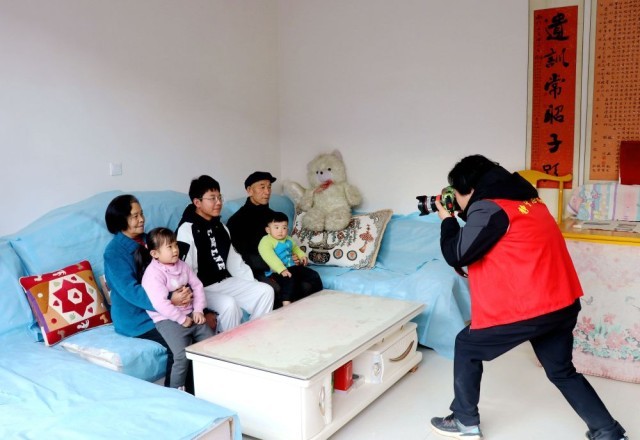 
北京协和医院黄牛代挂号电话票贩子号贩子网上预约挂号,住院检查加快,一词话新春｜团圆