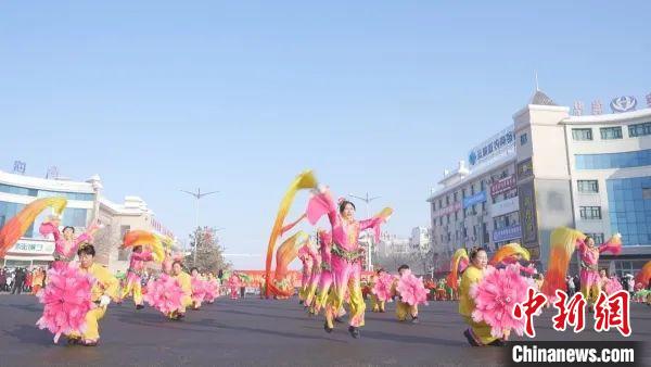
南京市中医院黄牛代挂号电话票贩子号贩子网上预约挂号,住院检查加快,（新春走基层）新疆玛纳斯县：社火“耍”出幸福年味