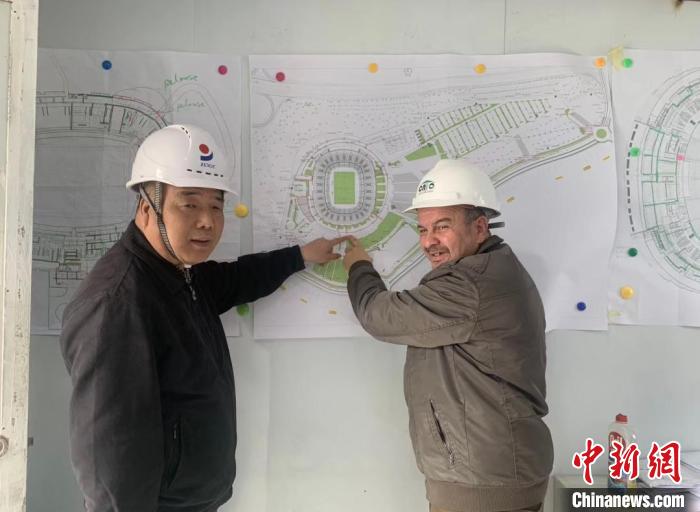 
上海各大医院黄牛代挂号电话票贩子号贩子网上预约挂号,住院检查加快,（新春走基层）海外建设者的“云团聚”：去国怀乡又一春