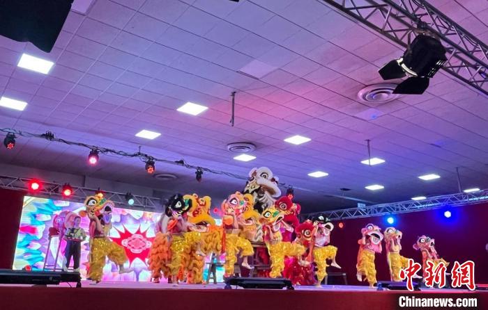 
南京市第一医院黄牛代挂号电话票贩子号贩子网上预约挂号,住院检查加快,苏里南的新春见闻：看当地春晚 品中国美食