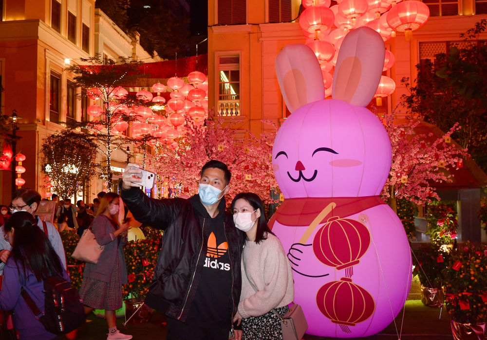 
北大第一医院黄牛代挂号电话票贩子号贩子网上预约挂号,住院检查加快,香港：喜庆气氛迎新春