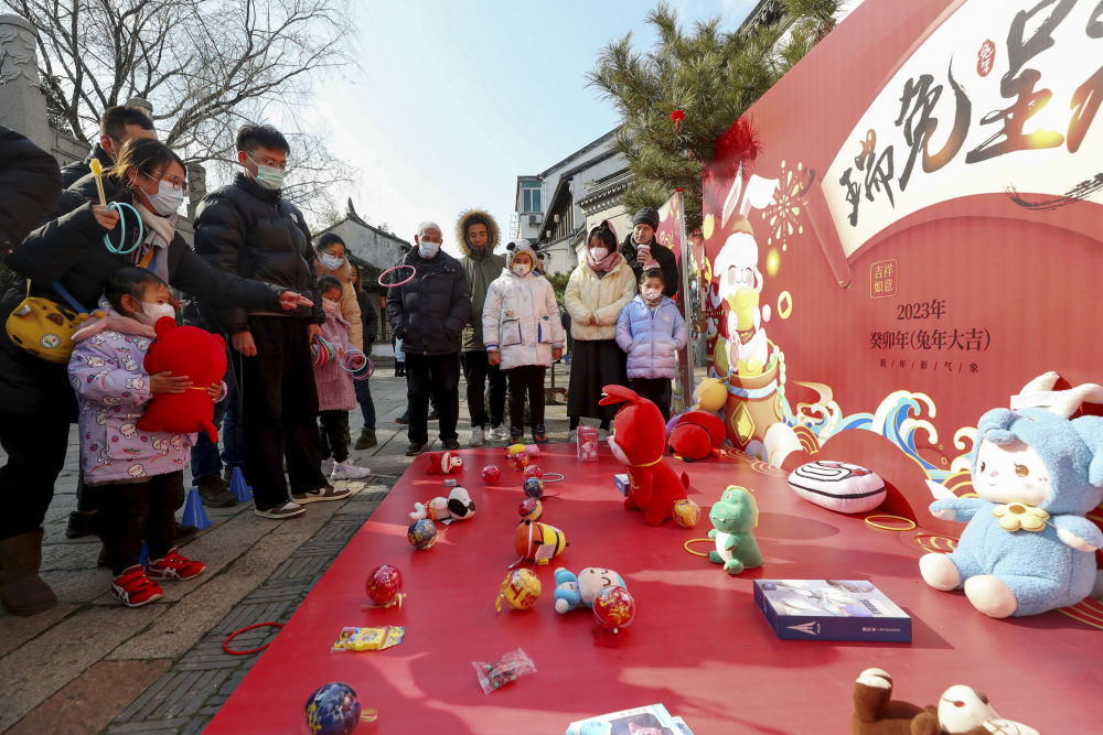 
北京301医院黄牛代挂号电话票贩子号贩子网上预约挂号,住院检查加快,镜头里的中国年——精彩庙会 烟火大集
