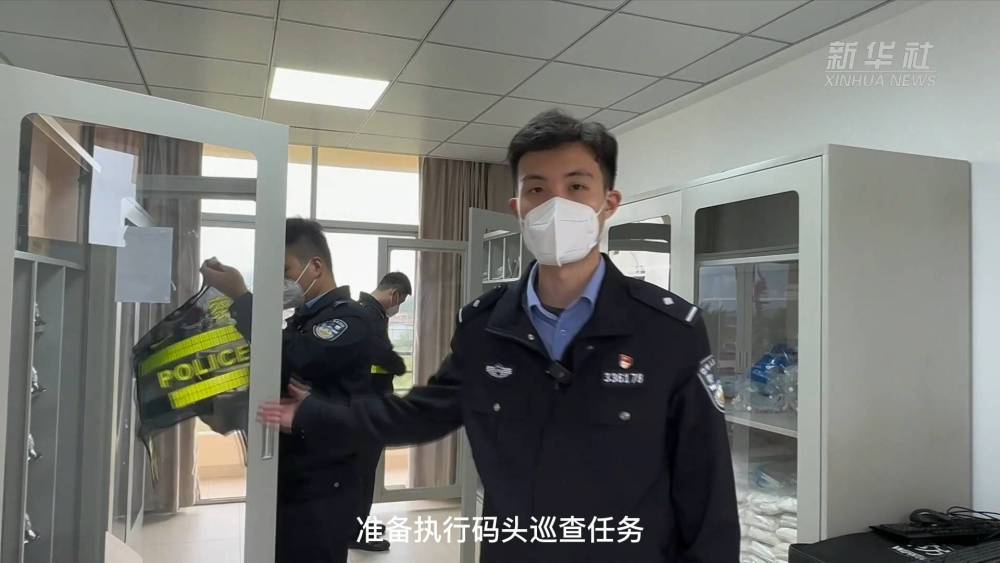 
南京眼科医院黄牛代挂号电话票贩子号贩子网上预约挂号,住院检查加快,新春走基层｜海南洋浦：移民警察带你探访最繁忙的自贸港码头