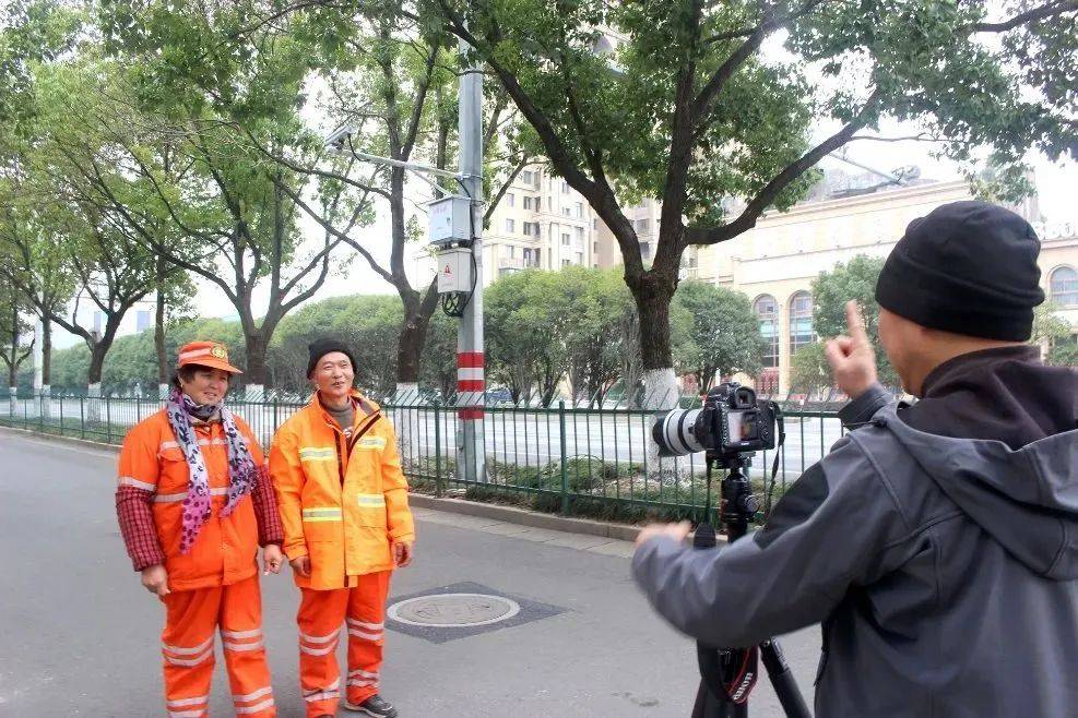 
东部战区总医院黄牛代挂号电话票贩子号贩子网上预约挂号,住院检查加快,12对环卫工人夫妇，收到特别的新春礼物