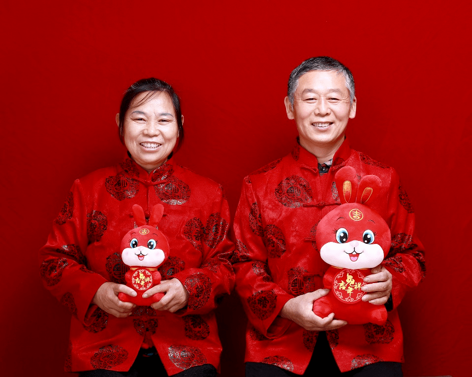 
东部战区总医院黄牛代挂号电话票贩子号贩子网上预约挂号,住院检查加快,12对环卫工人夫妇，收到特别的新春礼物