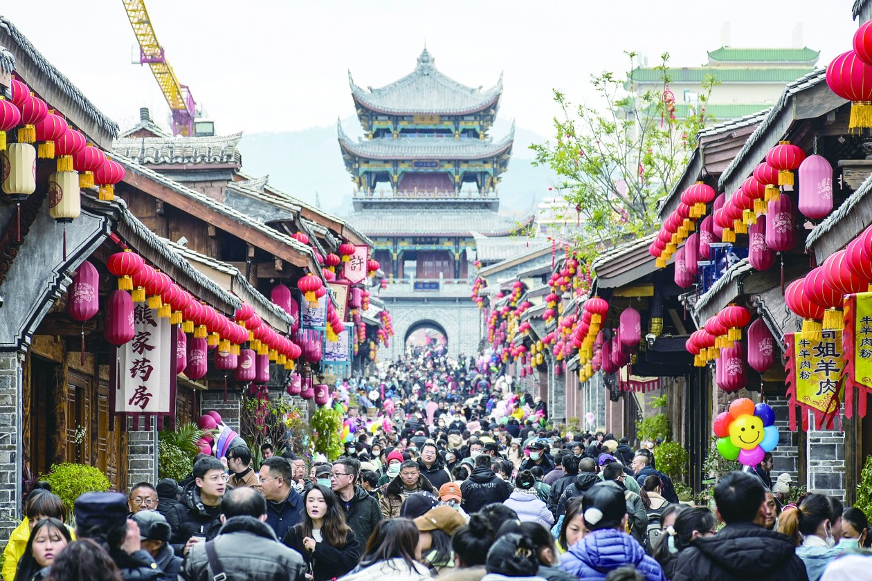 
杭州中医院黄牛代挂号电话票贩子号贩子网上预约挂号,住院检查加快,消费市场呈现爆发增长，中国用火爆春节展现活力