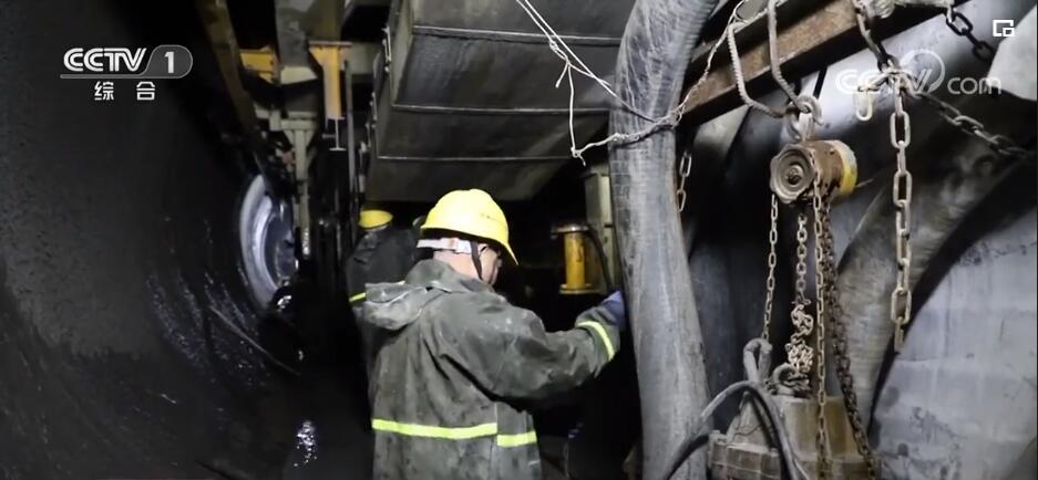 
上海胸科医院黄牛代挂号电话票贩子号贩子网上预约挂号,住院检查加快,过年 | 火热的工地 火热的干劲