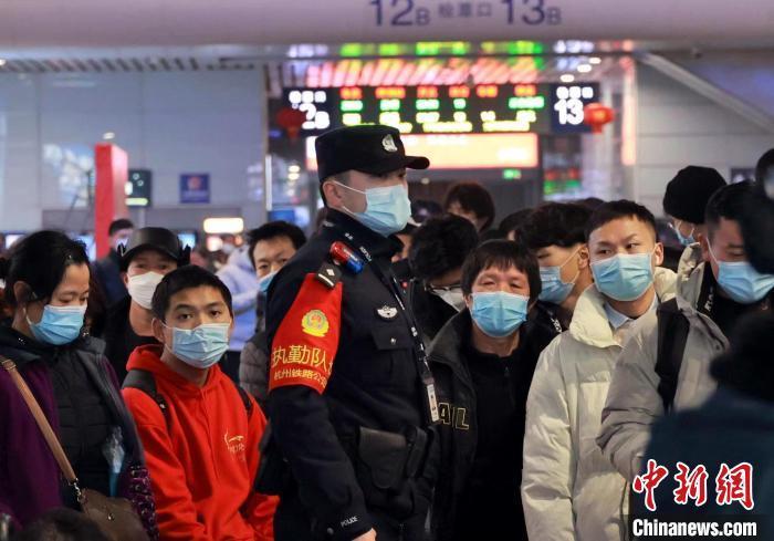 
首都医科大学附宣武医院黄牛代挂号电话票贩子号贩子网上预约挂号,住院检查加快,除夕火车票7日开售！出行前需要注意这些