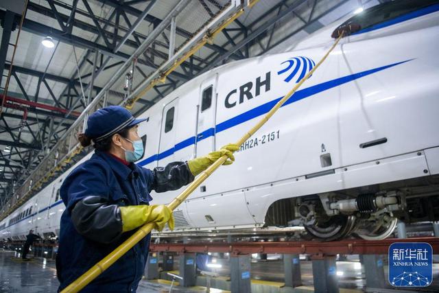 
上海第十人民医院黄牛代挂号电话票贩子号贩子网上预约挂号,住院检查加快,“陆地舰队”整装待发