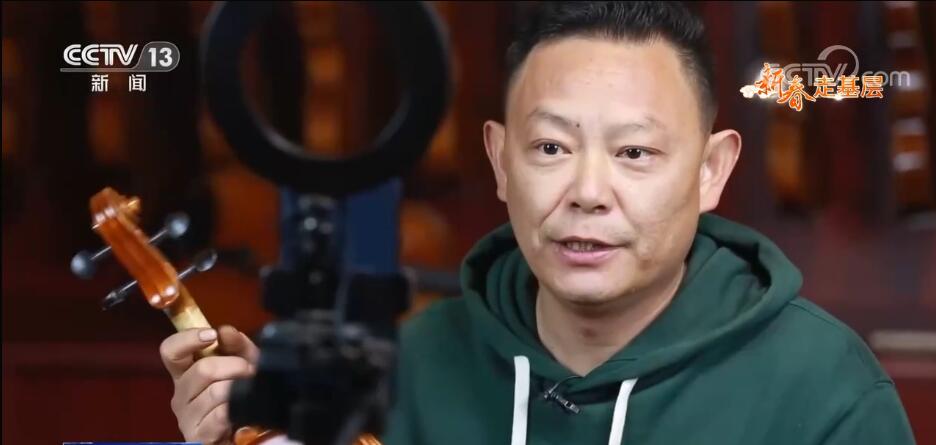 
成都华西医院黄牛代挂号电话票贩子号贩子网上预约挂号,住院检查加快,让世界倾听确山提琴的乡村振兴进行曲