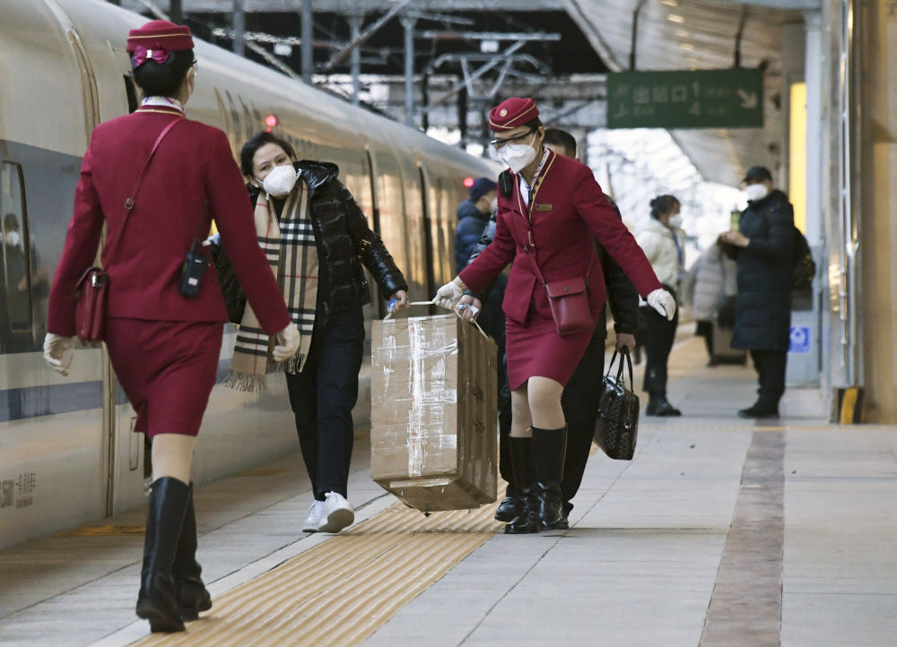 
南京各大医院黄牛代挂号电话票贩子号贩子网上预约挂号,住院检查加快,2023春运，勃勃生机中铺展温暖祥和画卷