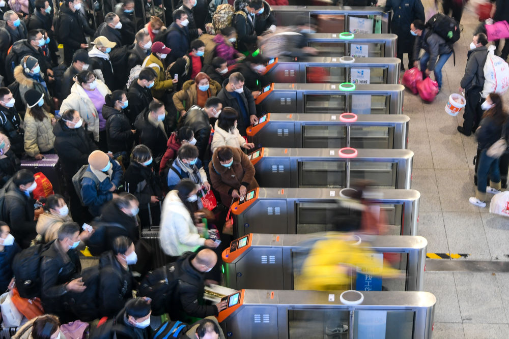 
南京各大医院黄牛代挂号电话票贩子号贩子网上预约挂号,住院检查加快,2023春运，勃勃生机中铺展温暖祥和画卷