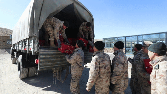 
中国人民解放军总医院黄牛代挂号电话票贩子号贩子网上预约挂号,住院检查加快,这波温暖很给力！海拔4500米驻训点的年货到了→