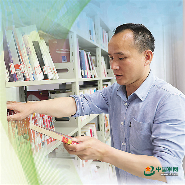 
北京各大医院黄牛代挂号电话票贩子号贩子网上预约挂号,住院检查加快,他像自我燃烧的火种，照亮烈士“回家的路”