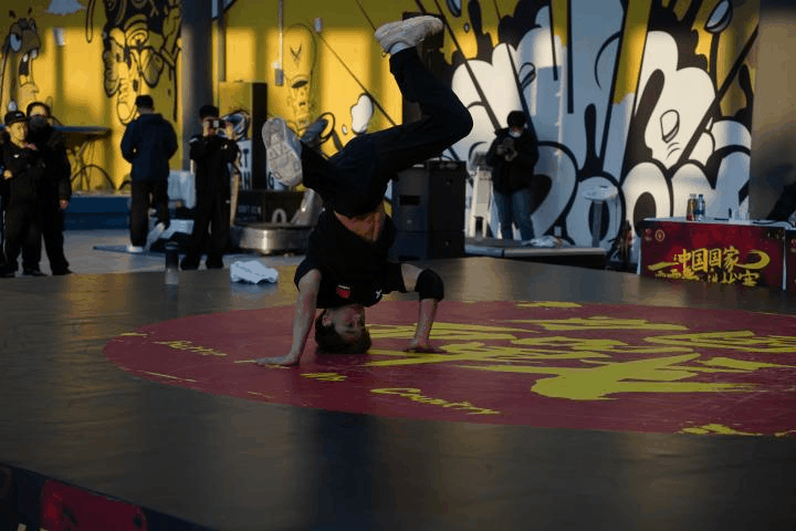 
北京大学人民医院黄牛代挂号电话票贩子号贩子网上预约挂号,住院检查加快,目标直通巴黎！首支霹雳舞中国国家队名单出炉