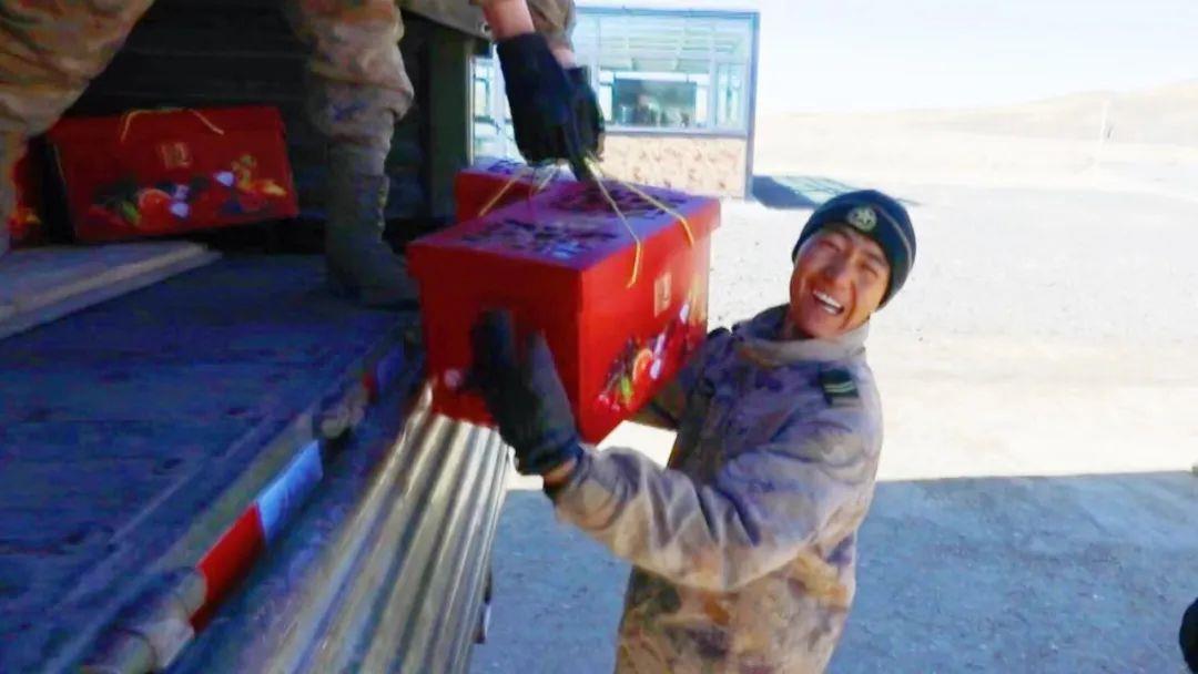 
中国人民解放军总医院黄牛代挂号电话票贩子号贩子网上预约挂号,住院检查加快,这波温暖很给力！海拔4500米驻训点的年货到了→