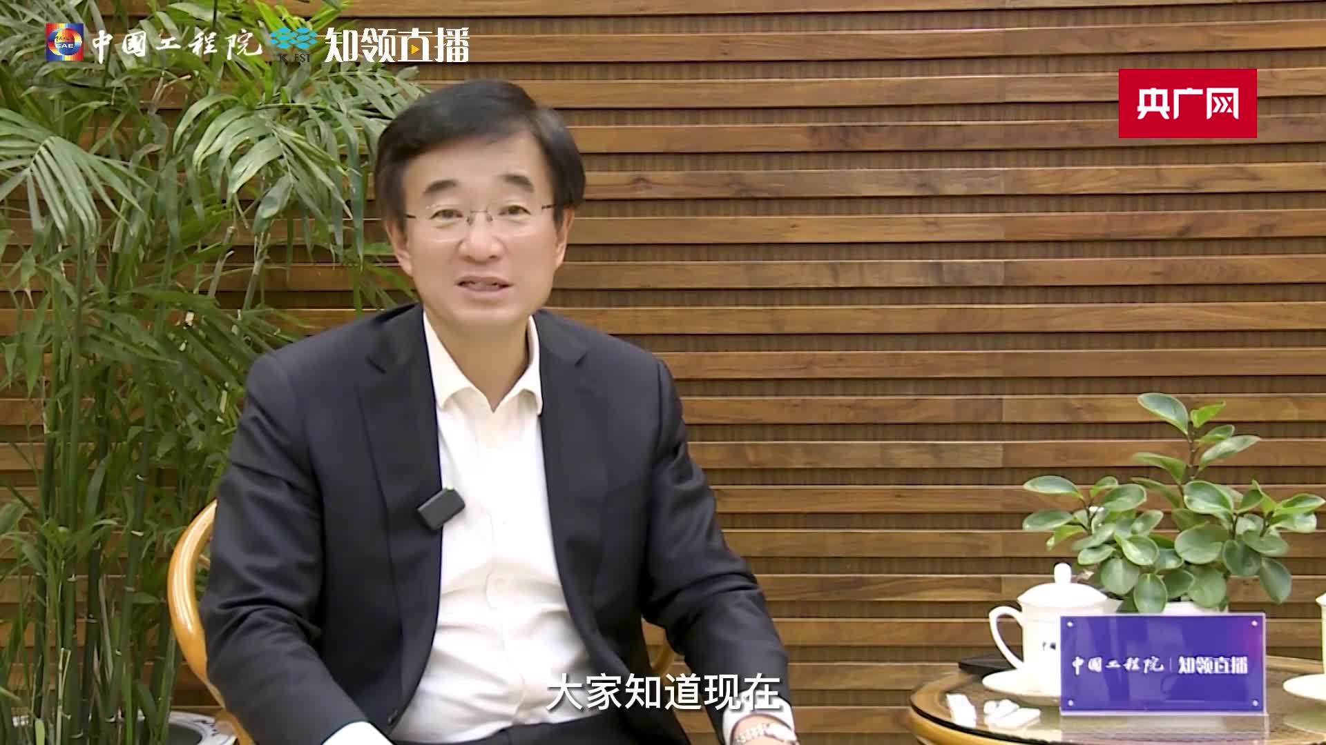 
北京大学第六医院黄牛代挂号电话票贩子号贩子网上预约挂号,住院检查加快,高危人群防护关键点是什么？如何科学应对“白肺”？王辰院士这样说