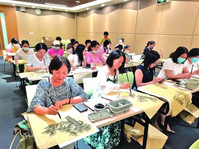 
代挂姜玉武的号黄牛代挂号电话票贩子号贩子网上预约挂号,住院检查加快,社会工作者：搭起“连心桥”，让爱与帮助近在咫尺