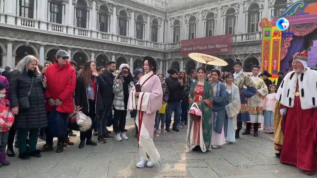 
北医三院黄牛代挂号电话票贩子号贩子网上预约挂号,住院检查加快,全球连线｜中国传统服饰亮相威尼斯狂欢节