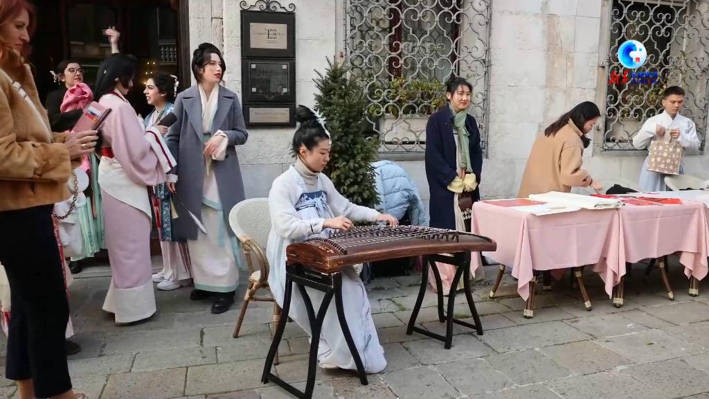 
北医三院黄牛代挂号电话票贩子号贩子网上预约挂号,住院检查加快,全球连线｜中国传统服饰亮相威尼斯狂欢节