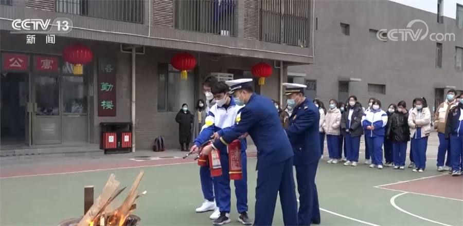 
上海瑞金医院黄牛代挂号电话票贩子号贩子网上预约挂号,住院检查加快,护航开学季 多部门深入学校开展消防安全教育工作