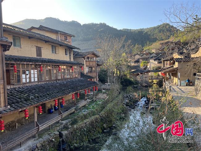 
浙江省同德医院黄牛代挂号电话票贩子号贩子网上预约挂号,住院检查加快,【发现最美 你评我论】福建宁德龙潭村：文创兴村 残垣断壁中“抢救”回来的传统村落