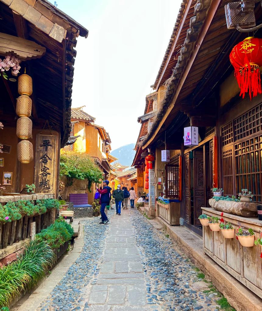 
成都华西医院黄牛代挂号电话票贩子号贩子网上预约挂号,住院检查加快,中国故事丨去“有风的地方” 看乡土中国治愈力
