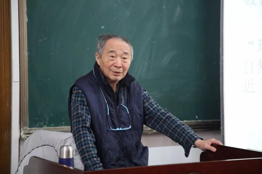 
广州各大医院黄牛代挂号电话票贩子号贩子网上预约挂号,住院检查加快,致敬！89岁院士的“开学第一课”
