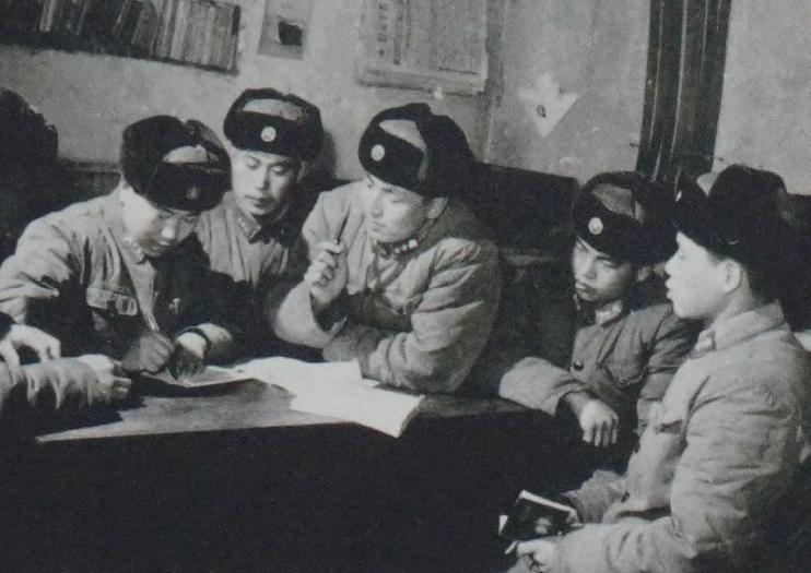 
浙江省同德医院黄牛代挂号电话票贩子号贩子网上预约挂号,住院检查加快,组图｜“雷锋班”：让雷锋精神焕发永恒的光辉