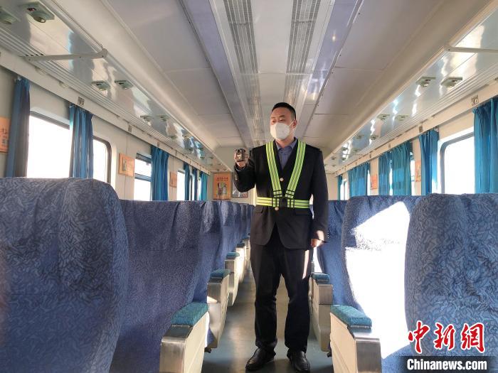 
北京大学肿瘤医院黄牛代挂号电话票贩子号贩子网上预约挂号,住院检查加快,绿皮车“守车人”的春运