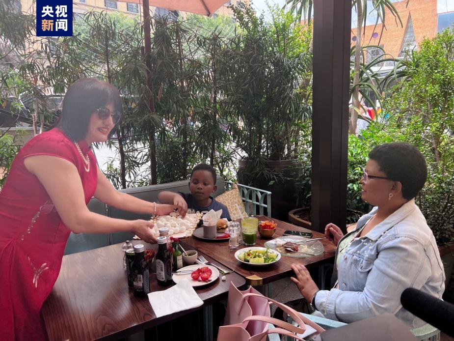 
杭州西溪医院黄牛代挂号电话票贩子号贩子网上预约挂号,住院检查加快,总台元宵晚会宣传片再掀非洲中国文化潮