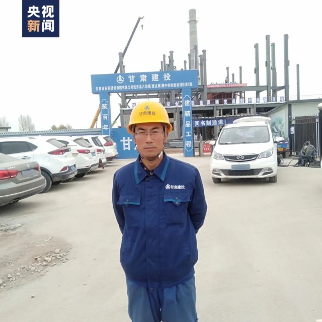
成都华西医院黄牛代挂号电话票贩子号贩子网上预约挂号,住院检查加快,舞台上告白的农民工火了！他的故事更动人