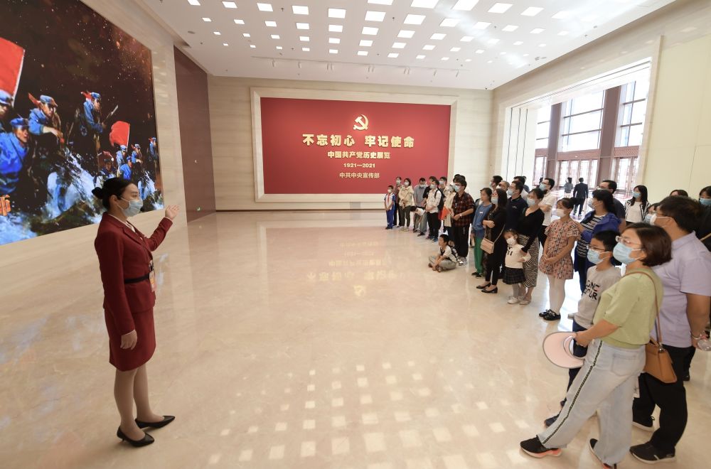 
北京广安门中医院黄牛代挂号电话票贩子号贩子网上预约挂号,住院检查加快,强信心·开新局｜“两个确立”为党和国家事业发展提供根本保证——新征程上满怀信心开新局展新貌系列述评之一