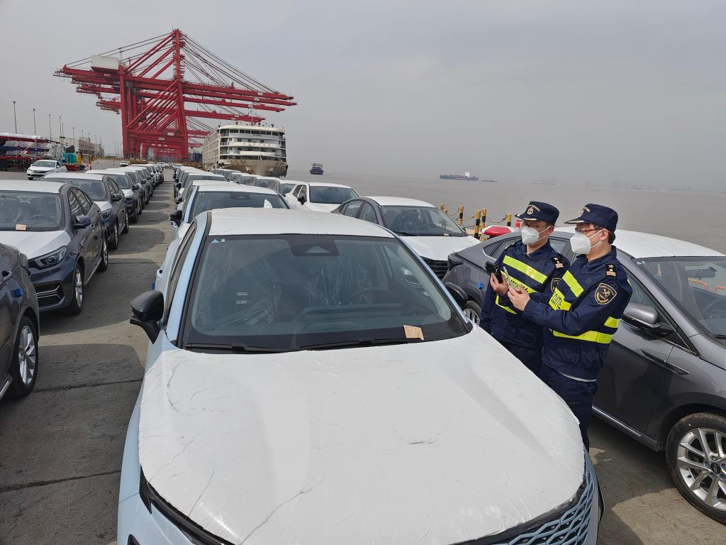 
北京妇产医院黄牛代挂号电话票贩子号贩子网上预约挂号,住院检查加快,长江沿线车企通过“水水联运”提升出口优势