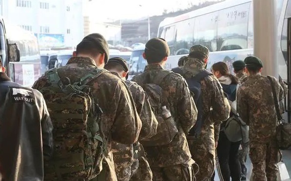 
西安市儿童医院黄牛代挂号电话票贩子号贩子网上预约挂号,住院检查加快,装癫痫逃兵役，韩国有条产业链！