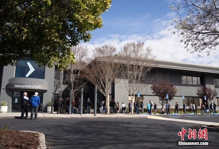 
浙江第二医院黄牛代挂号电话票贩子号贩子网上预约挂号,住院检查加快,股票暴跌、急取存款，银行倒闭后，美国乱了……