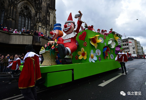 
首都医科院整形外科医院黄牛代挂号电话票贩子号贩子网上预约挂号,住院检查加快,春天来了，想不想来一场“狂欢”？