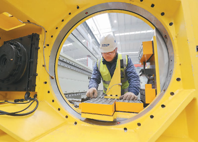 
上海各大医院黄牛代挂号电话票贩子号贩子网上预约挂号,住院检查加快,“数智转型”赋能中国制造