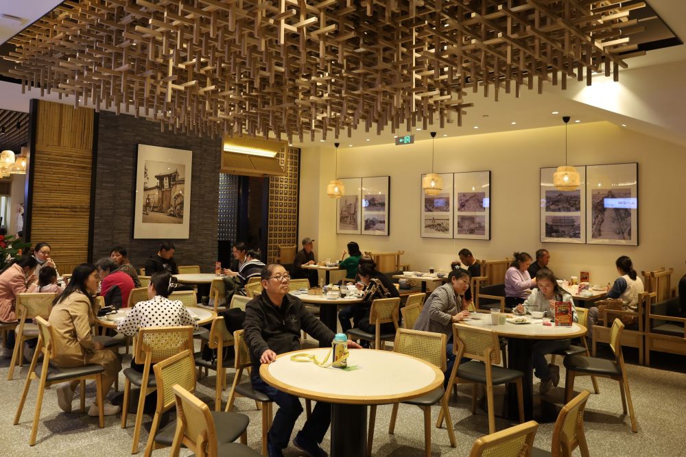 
西安西京医院黄牛代挂号电话票贩子号贩子网上预约挂号,住院检查加快,财经聚焦|餐饮消费开年加速回暖 市场信心逐步恢复