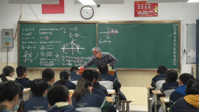 
湖南中医附一医院黄牛代挂号电话票贩子号贩子网上预约挂号,住院检查加快,有点震撼！他已写下400万字的手写教案→