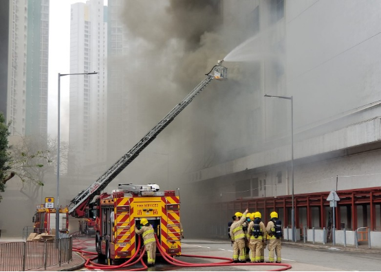 
江苏省第二中医院黄牛代挂号电话票贩子号贩子网上预约挂号,住院检查加快,港媒：香港一仓库起火，附近学校师生及居民1600人需紧急疏散