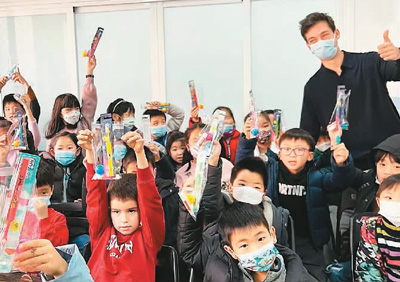 北京协和医院黄牛代挂号电话票贩子号贩子网上预约挂号,住院检查加快,为探索海外华教新路出一份力（侨胞说·祖国在我心中（84））