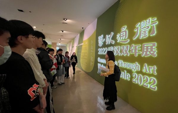
上海各大医院黄牛代挂号电话票贩子号贩子网上预约挂号,住院检查加快,大思政课 | 美术馆里开讲沉浸式思政课