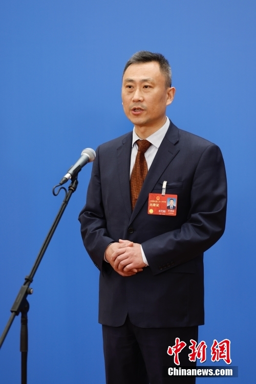 
北京中医药大学东直门医院黄牛代挂号电话票贩子号贩子网上预约挂号,住院检查加快,（两会现场）“代表通道”再启，讲述前进中的中国